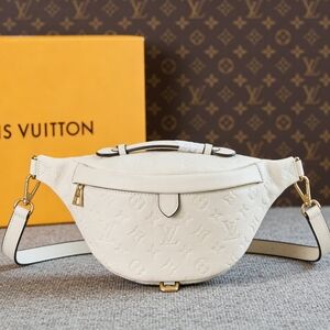 Louis Vuitton Bumbag Monogram Empreinte White